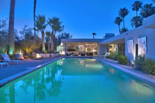 700 Tamarisk Ln Palm Springs mid century McNaughton Scott and Jim Desert Homes pool night 1 e1455520777479