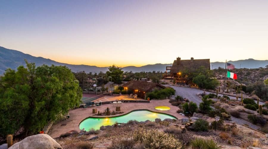 Frank Sinatra's Desert Hideaway - "Villa Maggio" 70300SanLorenzo 0102 web 900x500 - Frank Sinatra's Desert Hideaway - "Villa Maggio"
